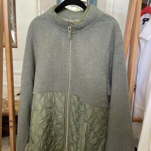 Tommy Bahama - Quilted Faux Sherpa Jacket - L